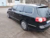 Volkswagen Passat 2009-4