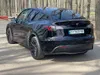 Tesla Model Y 2023-7