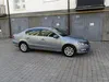 Volkswagen Passat 2011-9