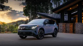 Nissan Rogue Hybrid 2027 отримав e-Power, повний привід і ціну від $37 тисяч