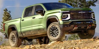 Нові Chevrolet Silverado та GMC Sierra V8 залишилися без традиційного масляного щупа