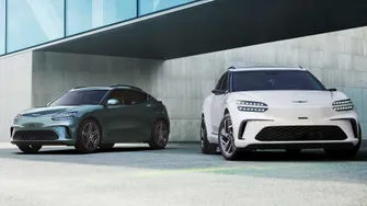 Genesis GV60 оновився: спортивний характер, швидка зарядка та віртуальні передачі