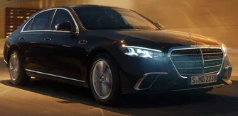Mercedes-Benz підтвердив збереження V12 у S-Class 2026 року