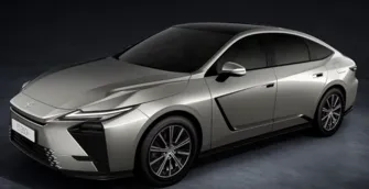 Оновлений Lexus ES 2026: більші розміри, гібридна та електрична версії