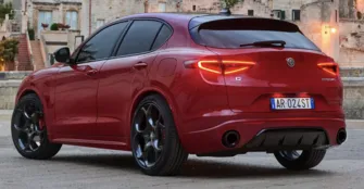 У 2026 році може з'явитися Alfa Romeo Stelvio Quadrifoglio EV з вражаючою потужністю