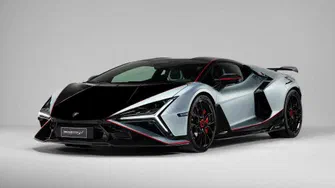 Lamborghini представила Revuelto SV: гібридний суперкар отримав 1050 сил і ще більше аеродинаміки