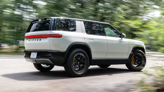 Rivian R2 став бестселером марки та обігнав R1T і R1S разом