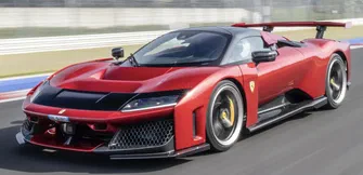 Ferrari не відмовиться від бензинових автомобілів попри запуск першого електрокара