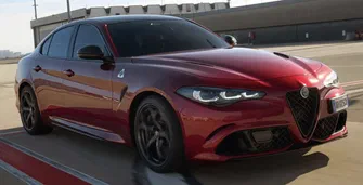 Alfa Romeo визнала: світ ще не готовий повністю перейти на електромобілі
