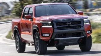 Nissan запатентував незвичайний борт пікапа, який може згортатися