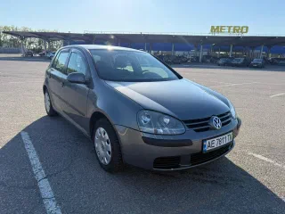 Volkswagen Golf 2004