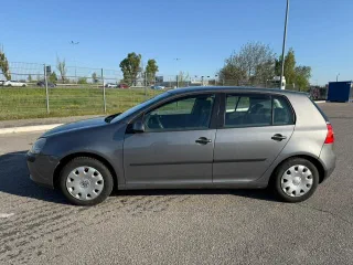 Volkswagen Golf 2004