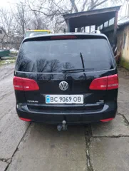 Volkswagen Touran 2011