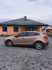 Volvo V40 Cross Country 2017