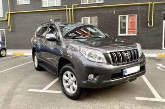 Toyota Land Cruiser Prado 2013
