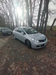 Nissan Tiida 2010