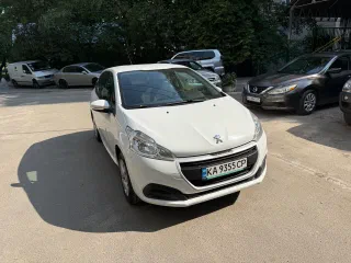 Peugeot 208 2016