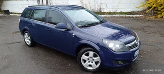 Opel Astra 2010