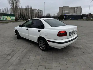 Volvo S40 1998
