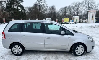 Opel Zafira 2012