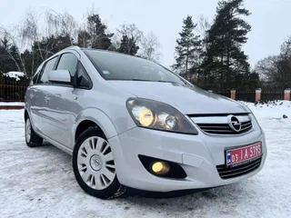 Opel Zafira 2012