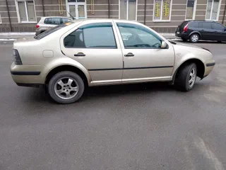 Volkswagen Bora 2003