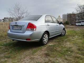 Kia Cerato 2006