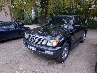 Lexus LX 2006
