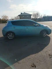 Nissan Leaf 2011