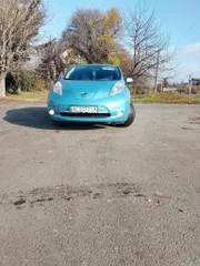 Nissan Leaf 2011