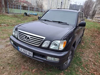 Lexus LX 2006