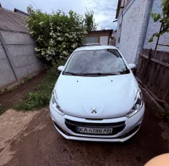 Peugeot 208 2019