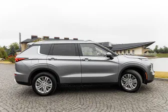 Mitsubishi Outlander 2021