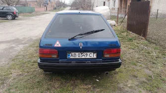 Mazda 323 1986