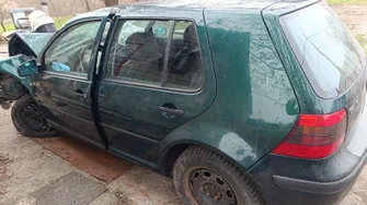 Volkswagen Golf 2000