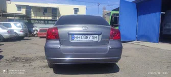 Toyota Avensis 2004
