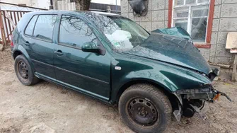 Volkswagen Golf 2000