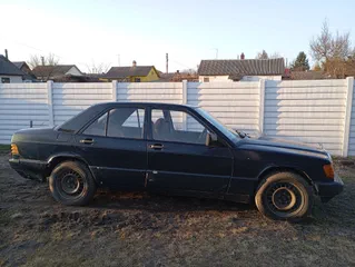 Mercedes-Benz 190 (W201) 1990