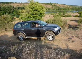 Mitsubishi Pajero Sport 2011