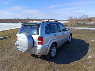 Toyota RAV4 2001