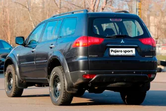 Mitsubishi Pajero Sport 2011