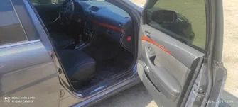 Toyota Avensis 2004