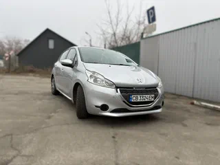 Peugeot 208 2013