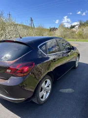 Opel Astra 2013