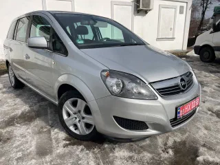 Opel Zafira 2010