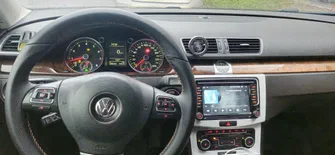 Volkswagen Passat 2011