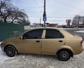 Chevrolet Aveo 2004