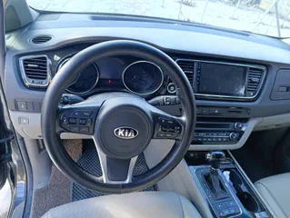 Kia Carnival 2015