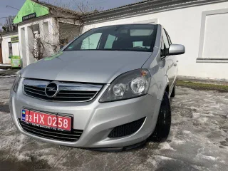Opel Zafira 2010