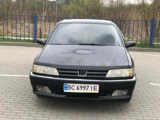 Peugeot 605 1992
